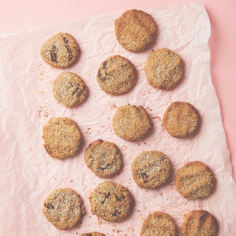 Peanut butter & coconut cookies